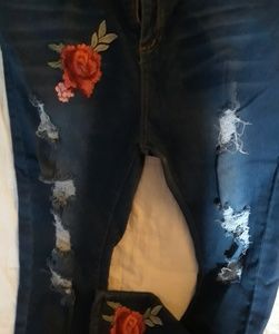 Very cute skinny jeans